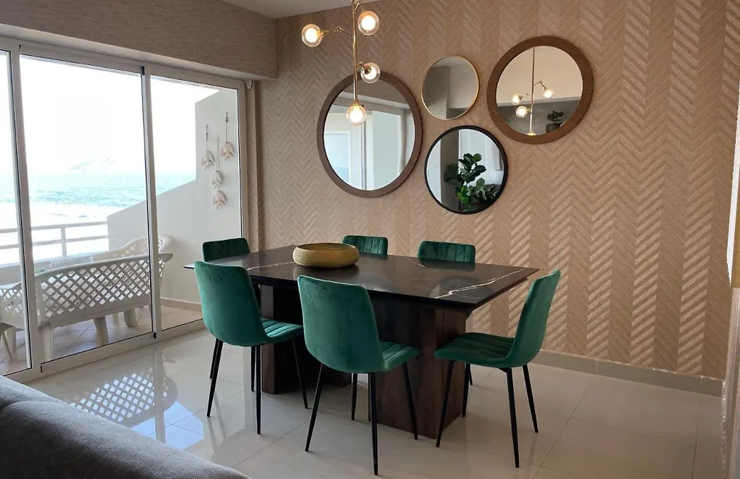 Quintas Del Mar II condominio con vista al mar-1