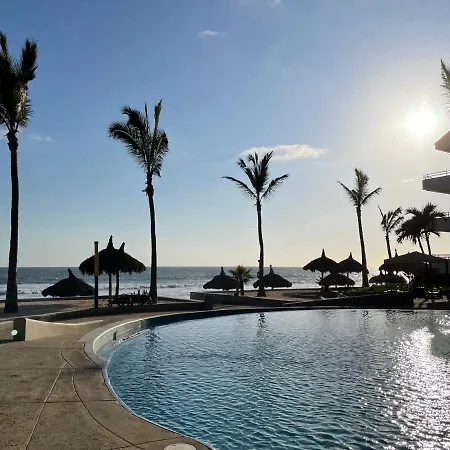 Quintas Del Mar II condominio con vista al mar-3